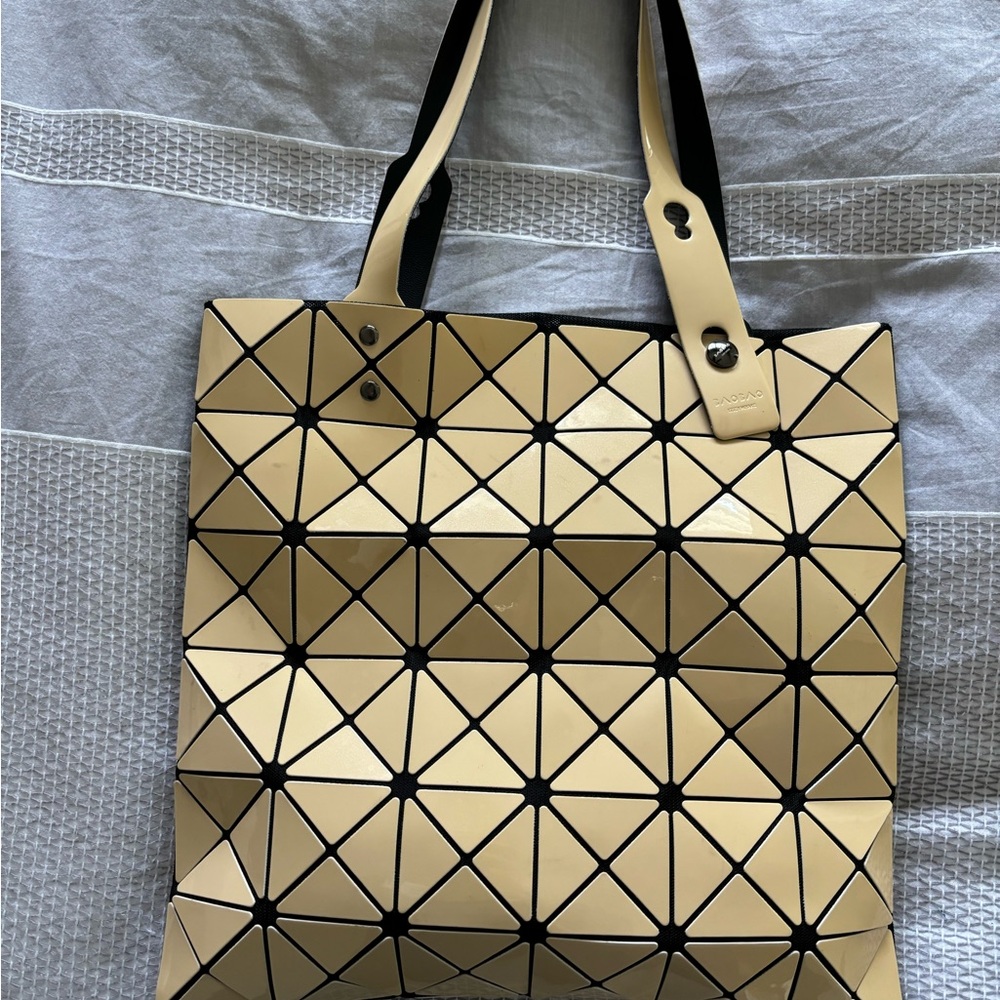 Beautiful genuine Issey Miyake BaoBao 13x13” handbag, beautiful beige color!